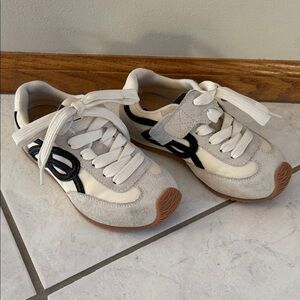 Stylish Kids Sneakers in Cream and Black
